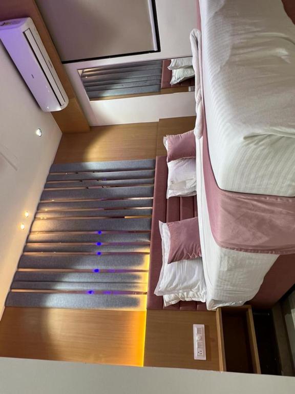 Hotel Cozzy Palace Сурат Екстер'єр фото